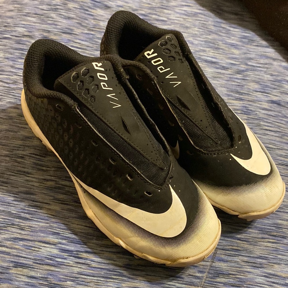 Size 2Y baseball cleats